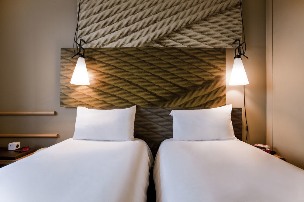 Hotel Ibis Bordeaux Centre Gare Saint Jean Euratlantique Exterior foto